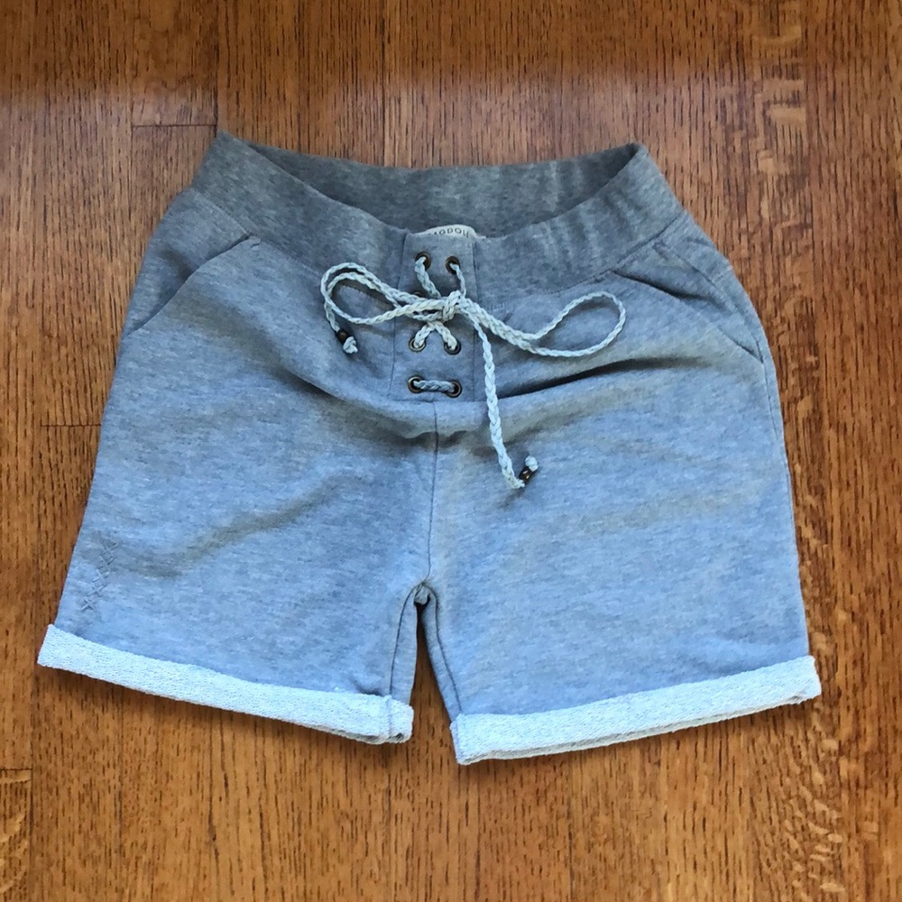 Ragdoll L.A. lace up cuff shorts